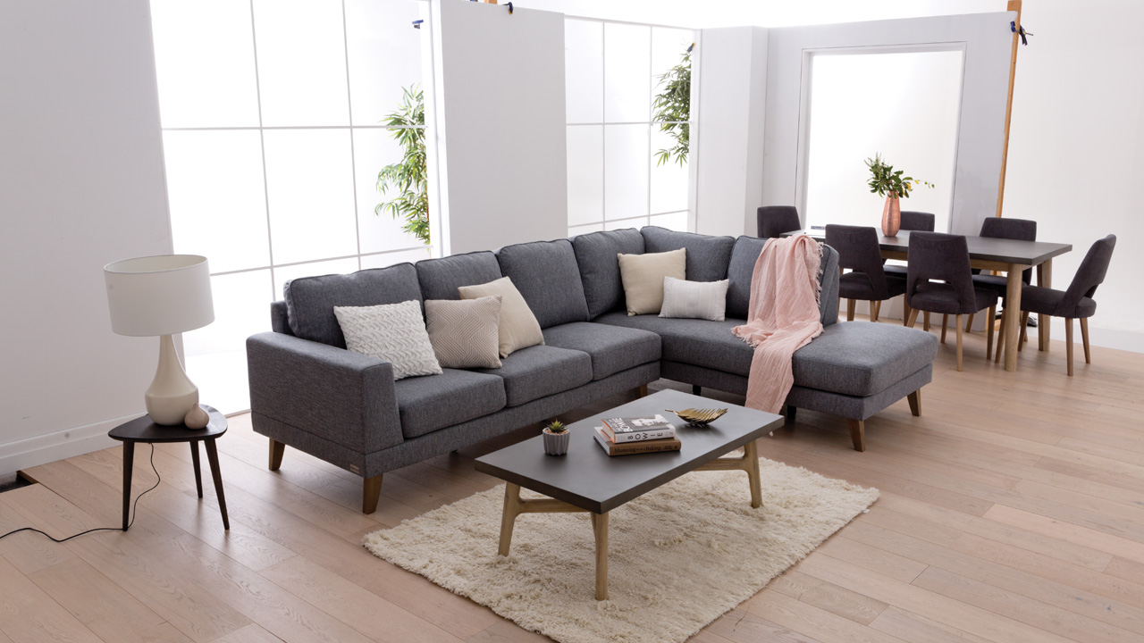 Dressed studio shot of Bestfurn Diaz Corner lounge.