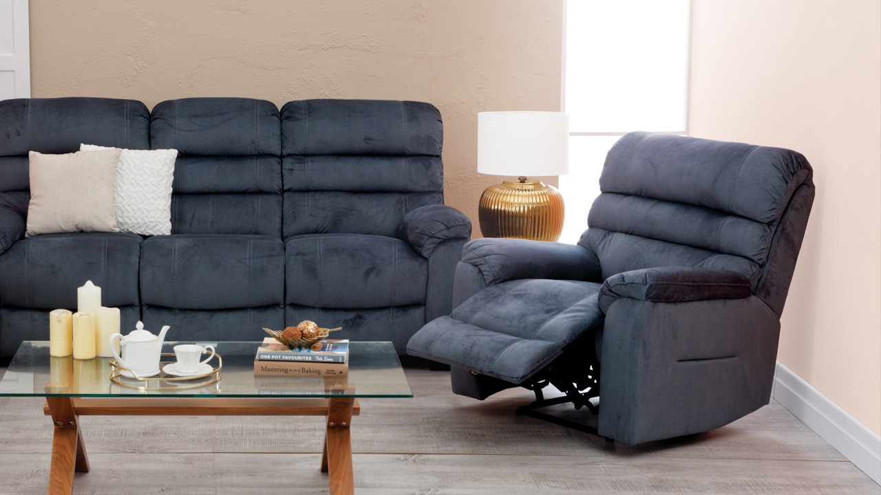 Dressed mid shot of Bestfurn Daisy recliner suite.